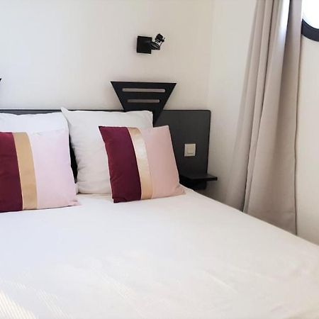 Appartement cinéma aux portes du Futuroscope Chasseneuil-du-Poitou Esterno foto